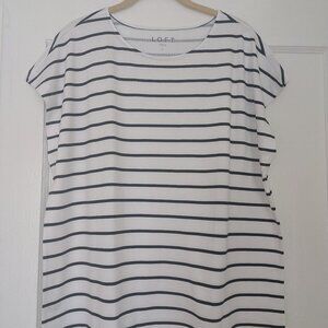 Ann Taylor Loft Modern Wedge Tee White/Black Striped Women's Large